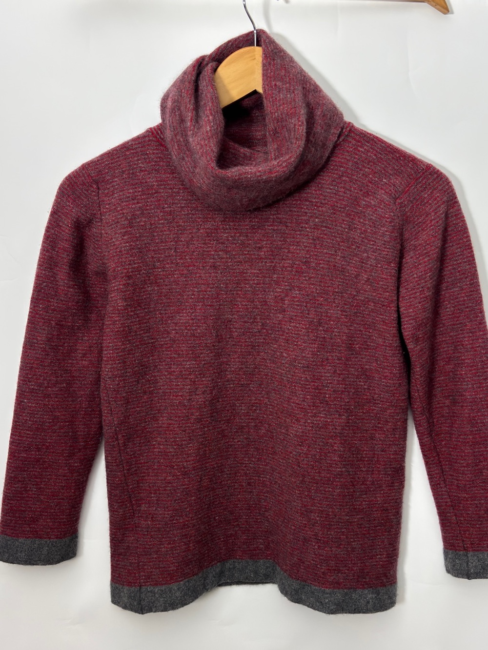 Women’s Vintage MacDougall Cashmere Scottish Sweater Stripe Turtleneck  XS